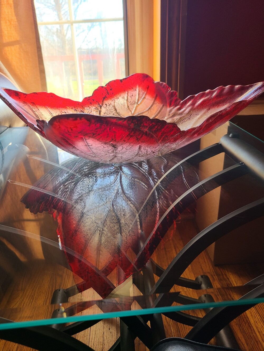 Decorative Leaf Glass Bowl - Red